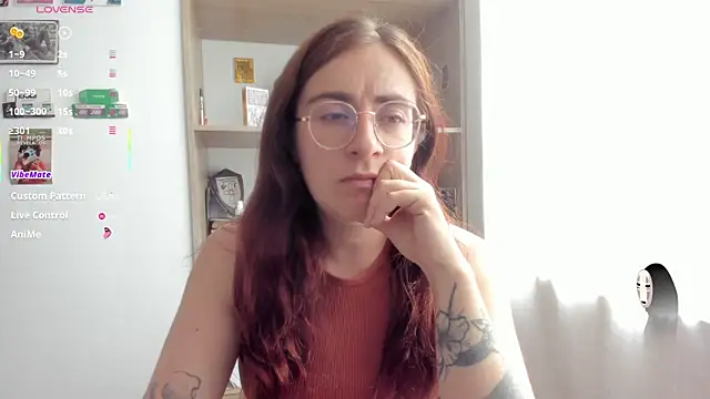 Snapshot of linda_giggle chatting on 07-09-26, 03:33 linda giggle online show from 07-09-26, 03:33