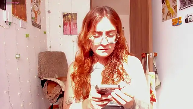 linda giggle online show from 09-26-25, 01:40