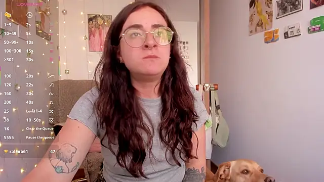 linda giggle online show from 11-10-25, 09:31