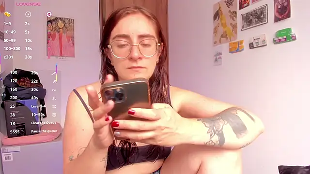 linda giggle online show from 03-09-26, 03:59