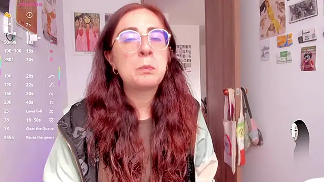 Snapshot of linda_giggle chatting on 05-22-26, 02:37 linda giggle online show from 05-22-26, 02:37