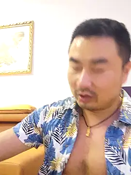 guozuo online show from 06-18-26, 01:49