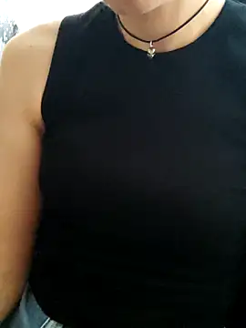 Snapshot of Aashikalaa chatting on 07-16-26, 07:00 Aashikalaa online show from 07-16-26, 07:00