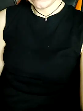 Snapshot of Aashikalaa chatting on 06-27-26, 10:16 Aashikalaa online show from 06-27-26, 10:16