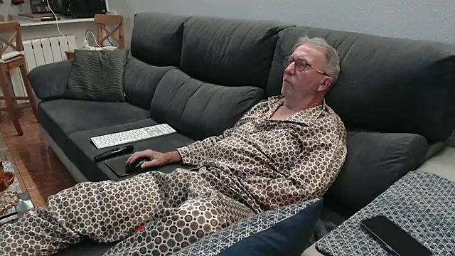 Nudelschwanz online show from 02-06-26, 06:59