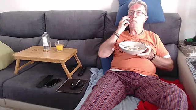 Nudelschwanz online show from 04-30-26, 10:11