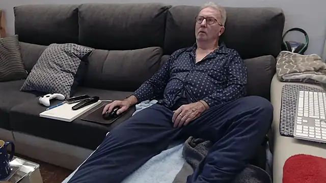 Nudelschwanz online show from 02-09-26, 09:02