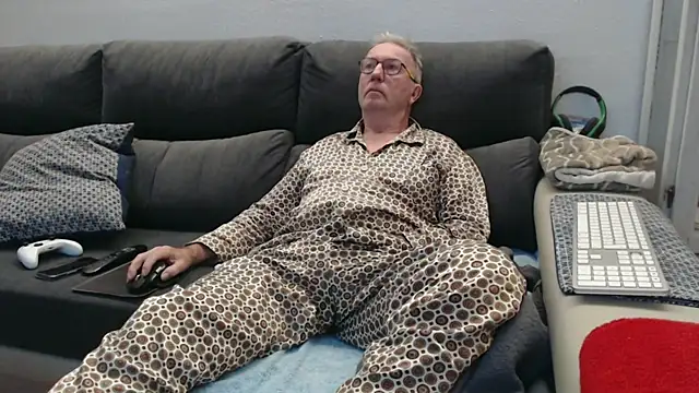 Nudelschwanz online show from 02-09-26, 05:49