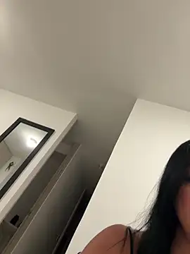  kathaLopez  online show from 05-12-26, 12:41