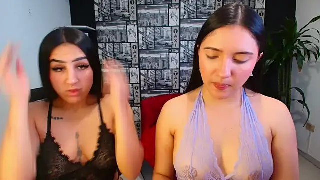 Isa And Natasha online show from 05-12-26, 06:58