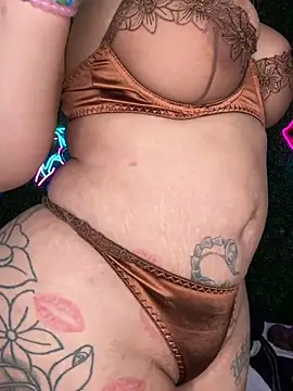 ThickAssRena online show from 03-04-26, 09:17