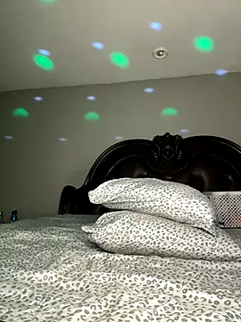 ThickAssRena online show from 10-05-25, 07:10