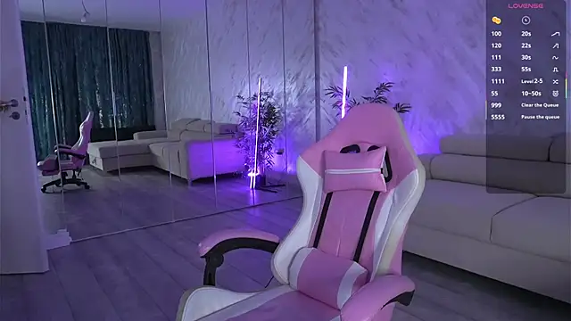 SinwithAmy online show from 12-20-25, 07:39