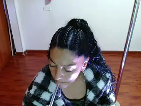 Anitta muscle online show from 03-13-25, 07:06