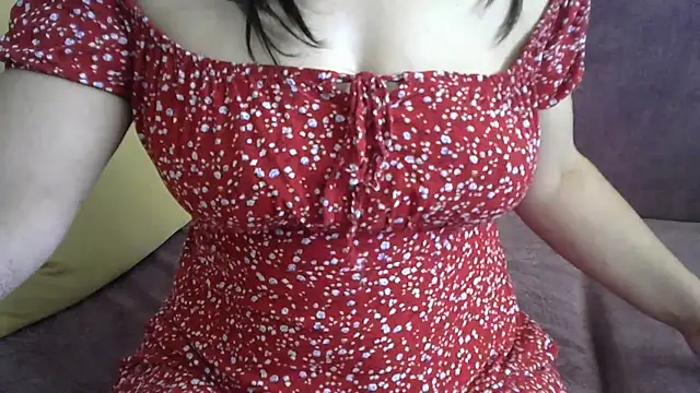 Snapshot of Sugar-girll chatting on 09-20-25, 06:29 Sugar-girll online show from 09-20-25, 06:29