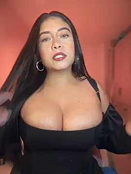 cami ortiz   online show from 10-12-25, 04:58