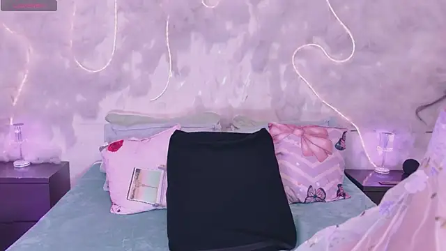 emmajohnss online show from 03-12-26, 03:56