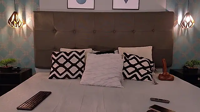 Madisonsmiith online show from 10-02-25, 03:15