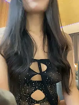 DaphneUwu online show from 02-12-26, 12:43