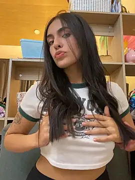 DaphneUwu online show from 10-30-25, 12:31