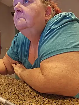 Snapshot of Hornybbw1978 chatting on 06-19-26, 05:57 Hornybbw1978 online show from 06-19-26, 05:57