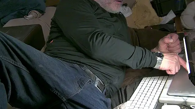 mike30nbg online show from 04-11-26, 07:39