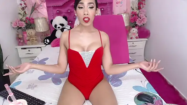 Divaxhermosa online show from 05-07-26, 08:12