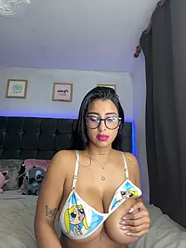 lovely violet13 online show from 02-26-26, 03:50