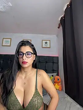 lovely violet13 online show from 07-16-26, 04:04