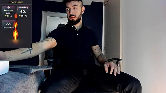 Snapshot of MarkWalker__ chatting on 01-17-26, 10:08 MarkWalker online show from 01-17-26, 10:08