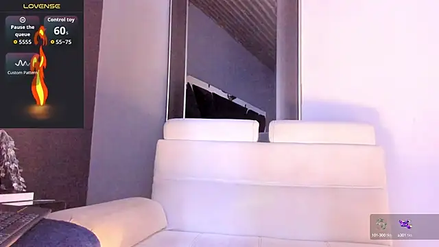 MarkWalker   online show from 10-13-25, 09:55