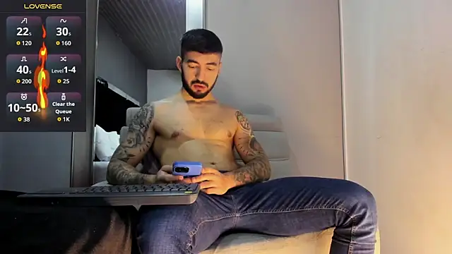 Snapshot of MarkWalker__ chatting on 02-13-26, 10:15 MarkWalker online show from 02-13-26, 10:15