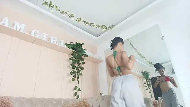 kristyl paez online show from 09-22-25, 07:31