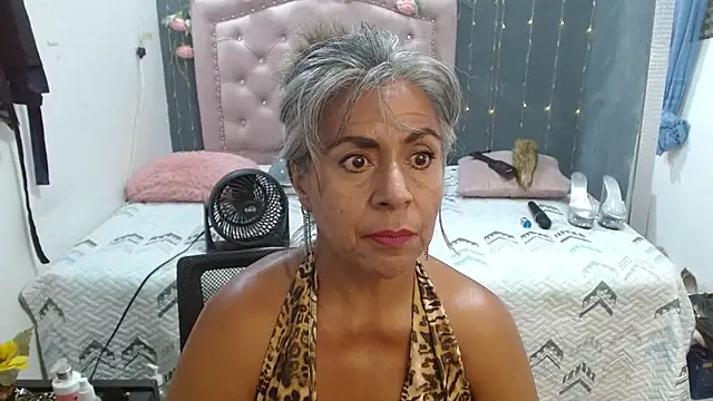 lalisha 96 online show from 11-29-25, 12:00