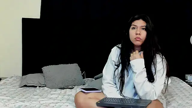 lissandthor13 online show from 11-06-25, 10:30