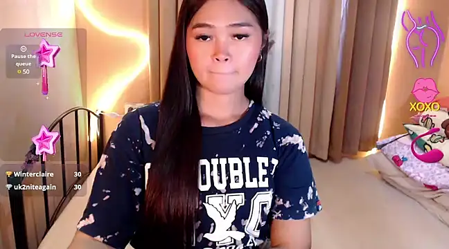 Snapshot of Itsme_claire chatting on 03-14-25, 11:53 Itsme claire online show from 03-14-25, 11:53