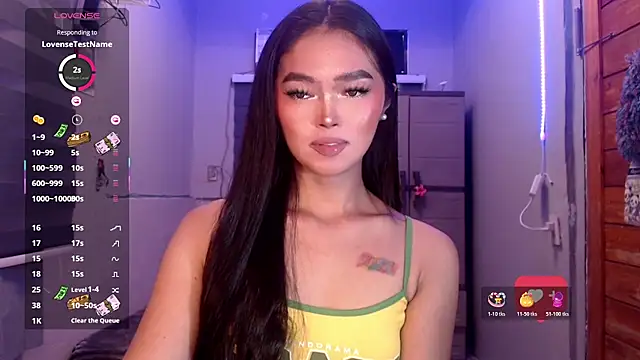 Snapshot of Itsme_claire chatting on 10-18-25, 04:03 Itsme claire online show from 10-18-25, 04:03