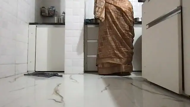 Riyasingh9 online show from 11-10-25, 04:50