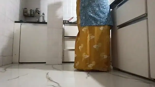 Riyasingh9 online show from 11-13-25, 03:54