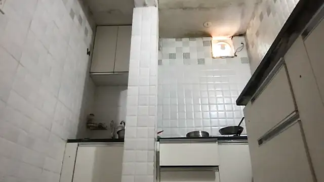 Riyasingh9 online show from 11-19-25, 04:56