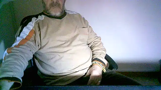 Greek Passion online show from 03-25-26, 02:05