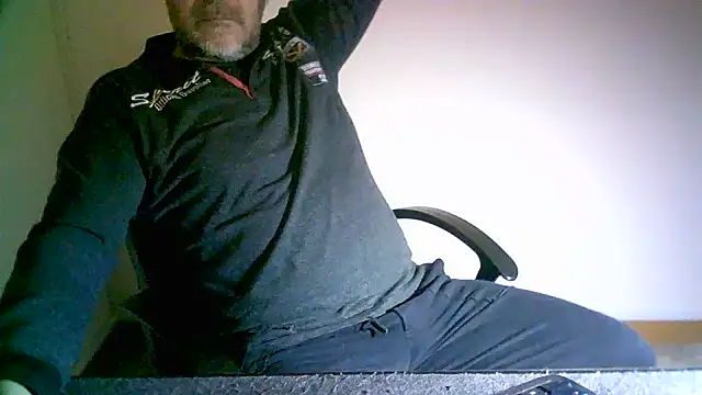 Greek Passion online show from 03-08-25, 05:11