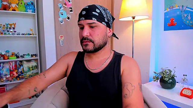 nicolas cox online show from 10-12-25, 08:54