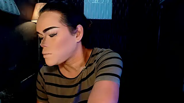 UrtopshemalegoddessAliyah online show from 05-31-26, 06:09