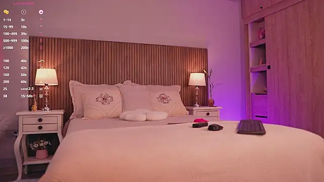 Snapshot of tatikiss_ chatting on 11-21-25, 11:53 tatikiss online show from 11-21-25, 11:53