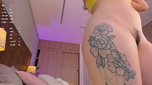 tatikiss  online show from 03-31-26, 11:45