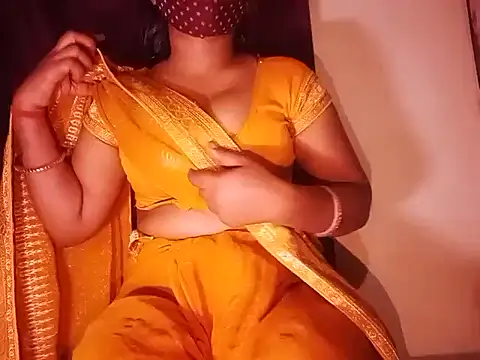 Snapshot of YUKTAPOWER chatting on 03-17-25, 10:29 YUKTAPOWER online show from 03-17-25, 10:29