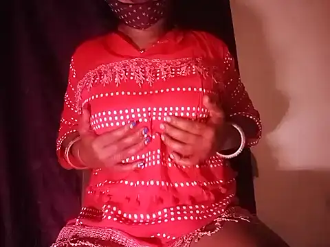 Snapshot of YUKTAPOWER chatting on 03-15-25, 12:04 YUKTAPOWER online show from 03-15-25, 12:04