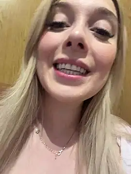 CherryAuroraa online show from 03-05-26, 01:08