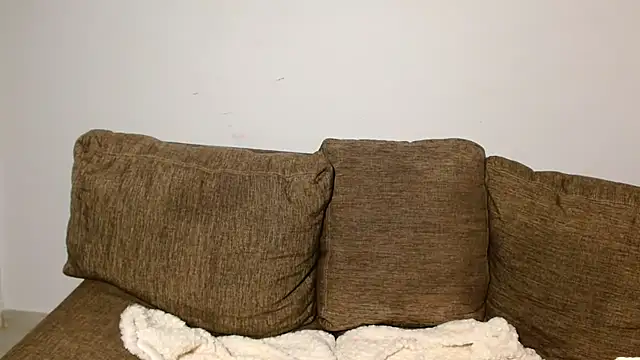 GiltRosebush online show from 02-27-26, 08:30